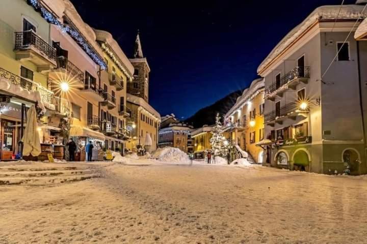 Casa Vacanze Limone ลีโมเน เปียมอนเต ภายนอก รูปภาพ