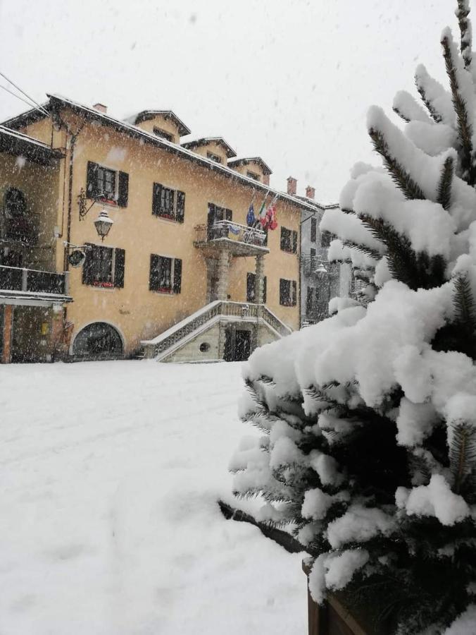Casa Vacanze Limone ลีโมเน เปียมอนเต ภายนอก รูปภาพ